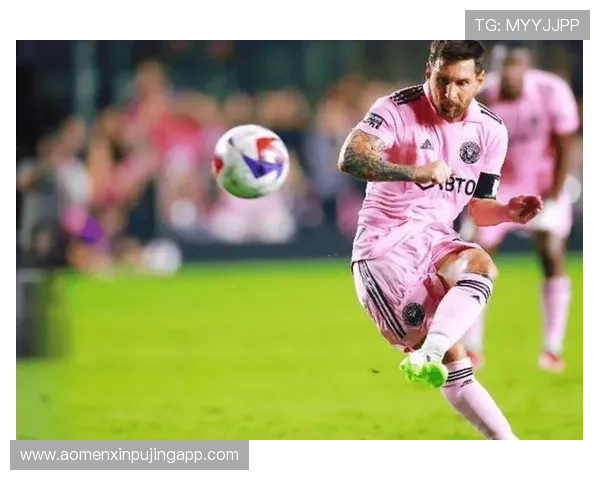 梅西引领新赛季征程 巴萨锋线再现辉煌表现